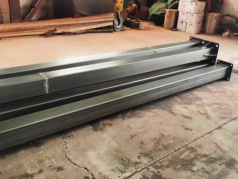 KBK起重機(jī)有焊點(diǎn)立柱